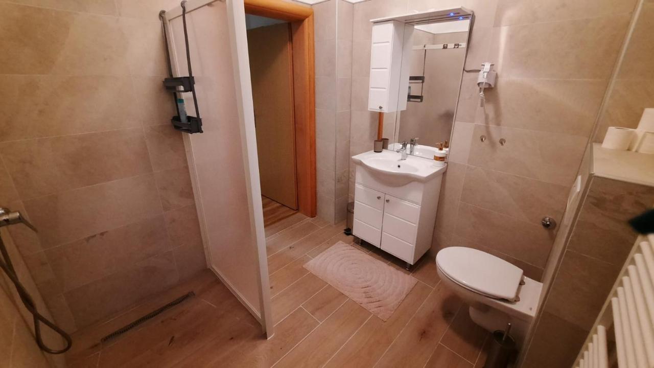 7 Kucica Apartment Ливно Екстериор снимка
