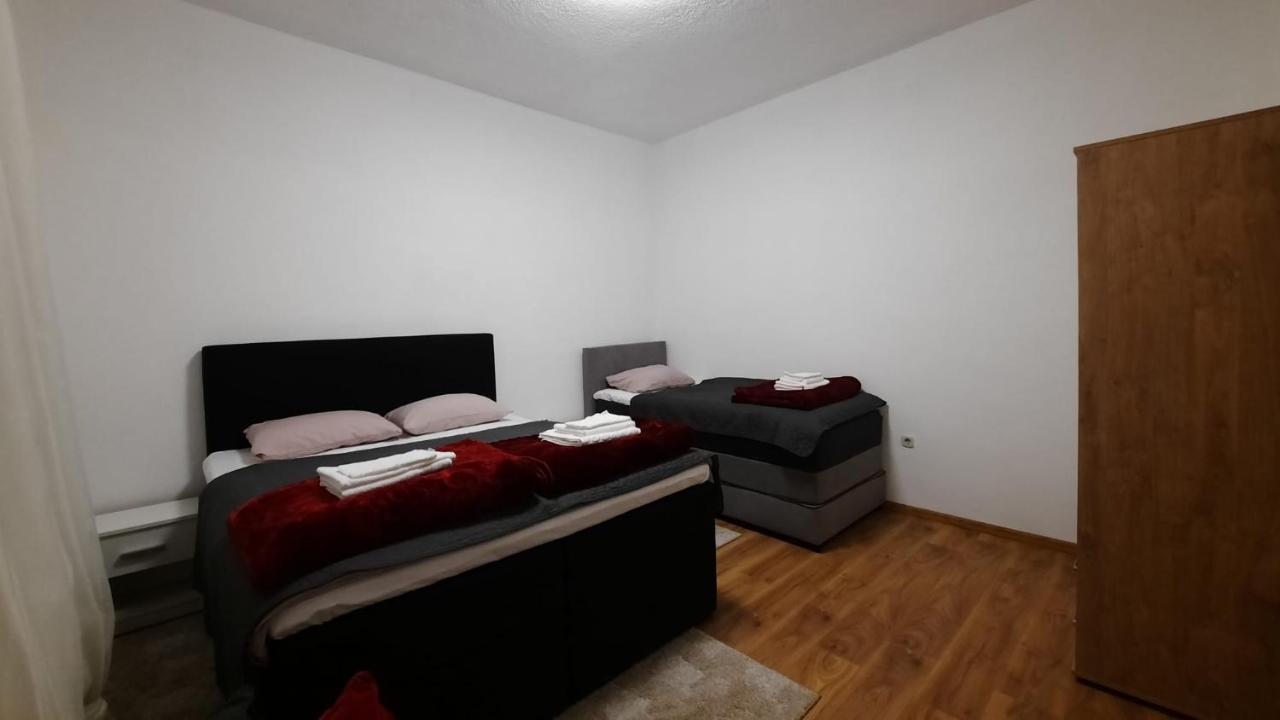 7 Kucica Apartment Ливно Екстериор снимка
