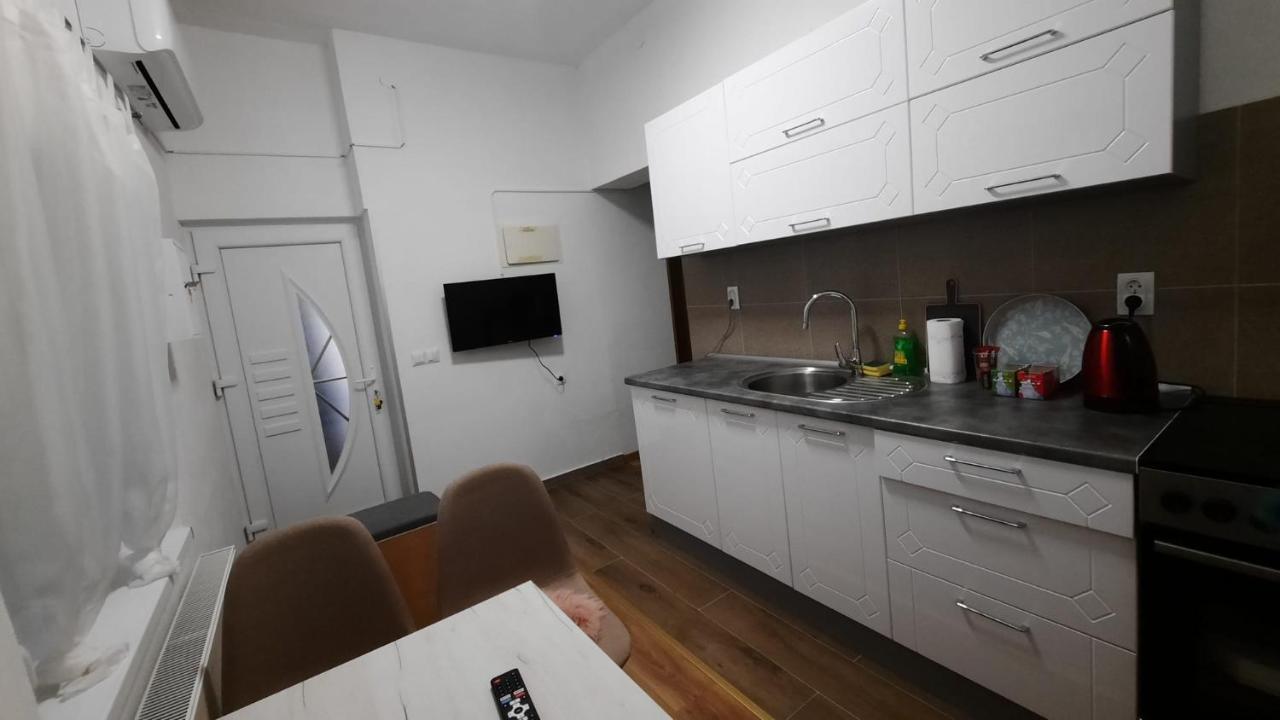 7 Kucica Apartment Ливно Екстериор снимка