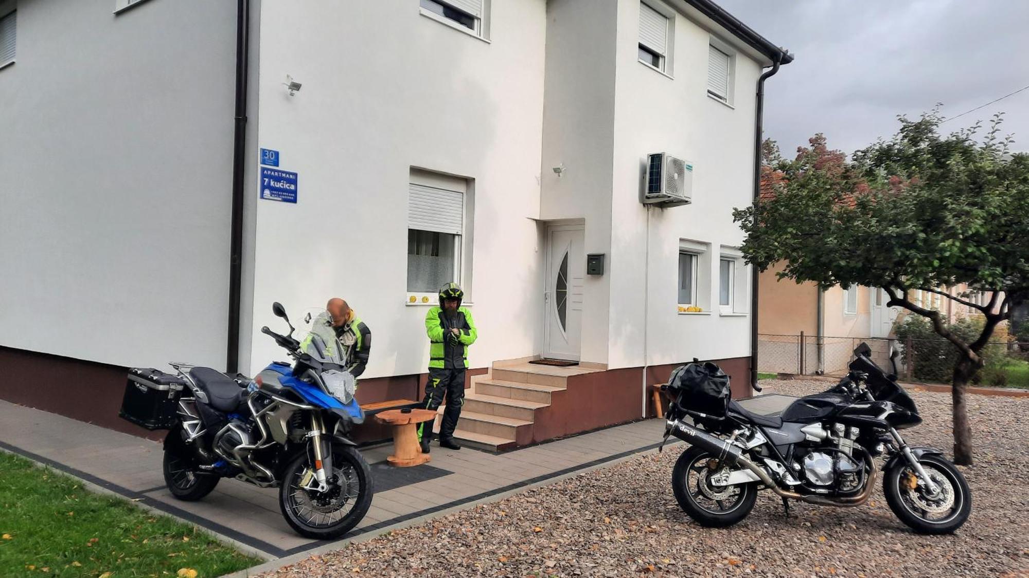 7 Kucica Apartment Ливно Екстериор снимка
